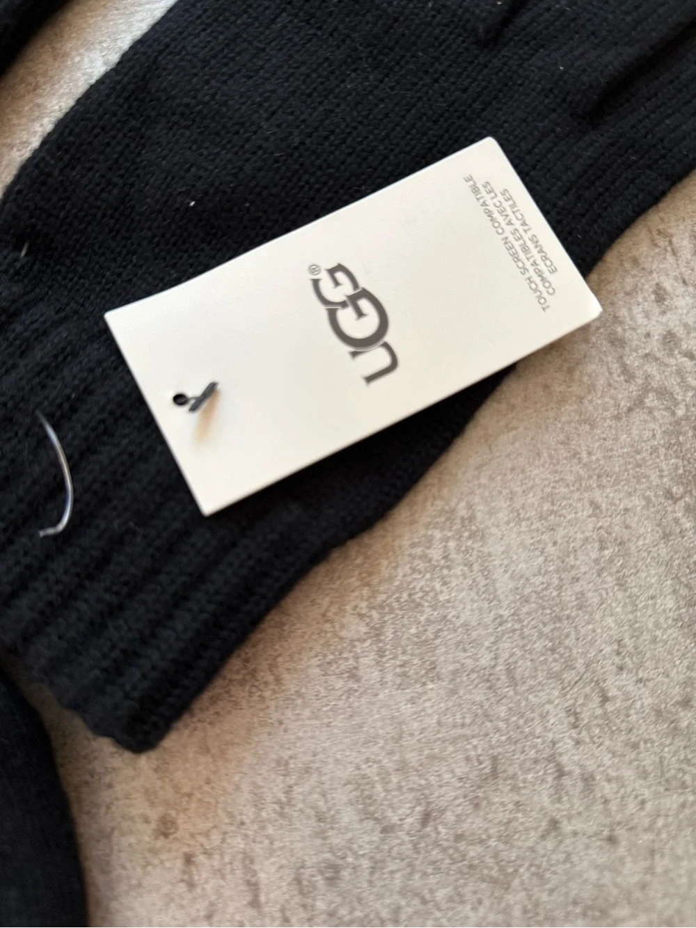 NWT UGG Black Knit Beanie and Glove Set